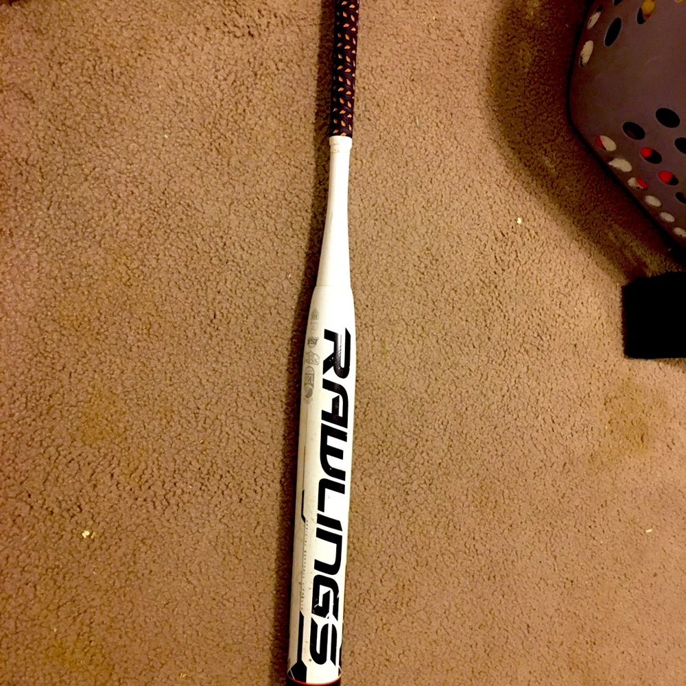 This is a 2018 softball bat